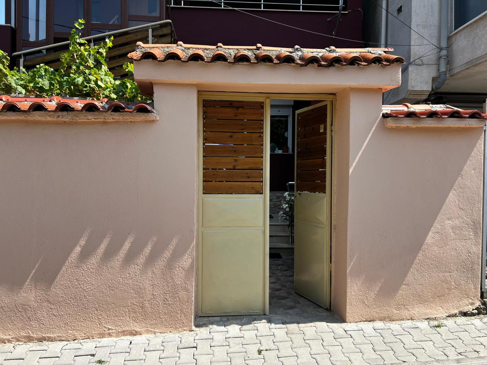 Retreat In The Centre Of Korce Apartment Екстериор снимка