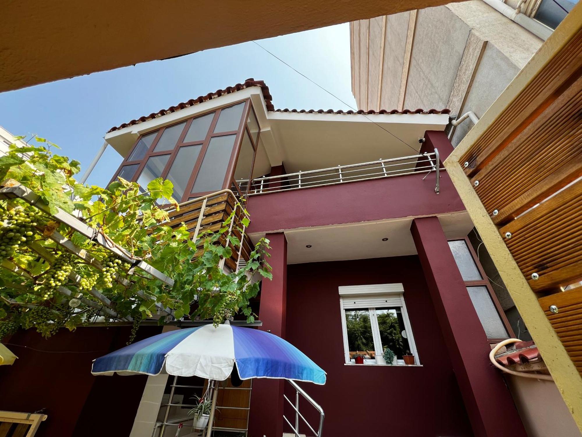 Retreat In The Centre Of Korce Apartment Екстериор снимка