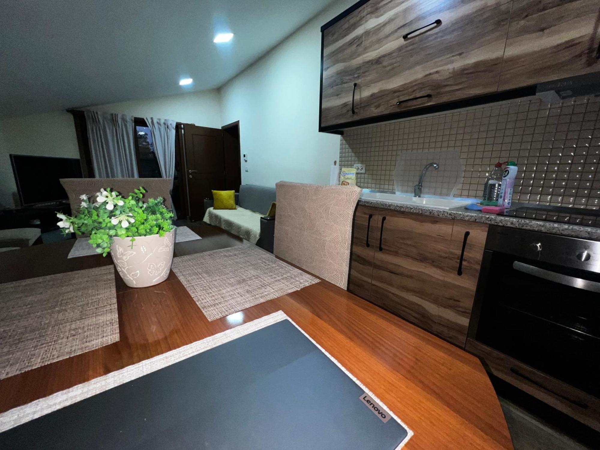 Retreat In The Centre Of Korce Apartment Екстериор снимка
