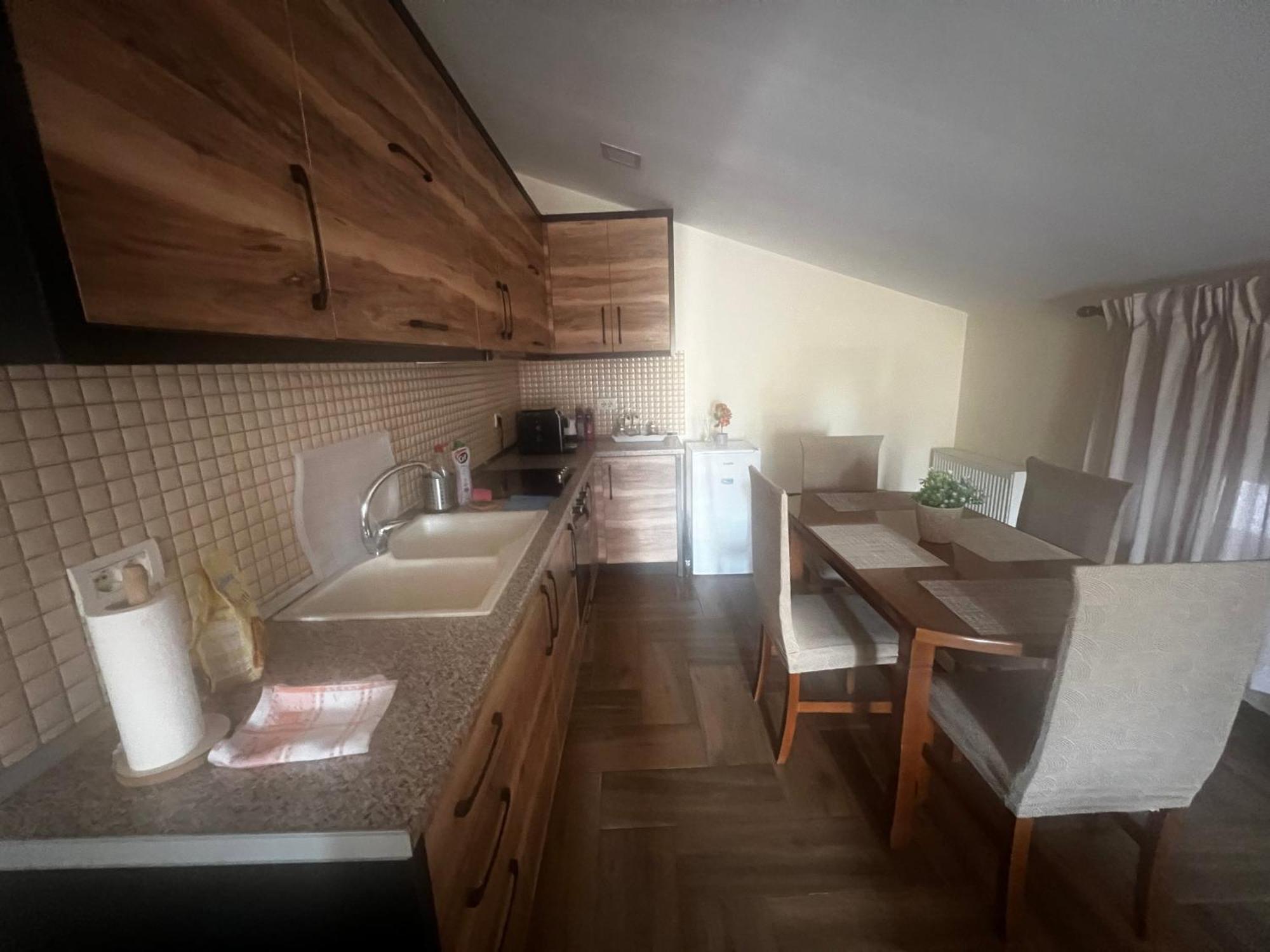 Retreat In The Centre Of Korce Apartment Екстериор снимка